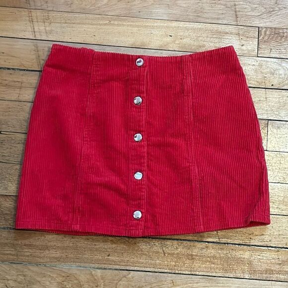 Forever 21 Women’s Red Corduroy Mini Skirt With Front Buttons Size Small - Picture 1 of 6
